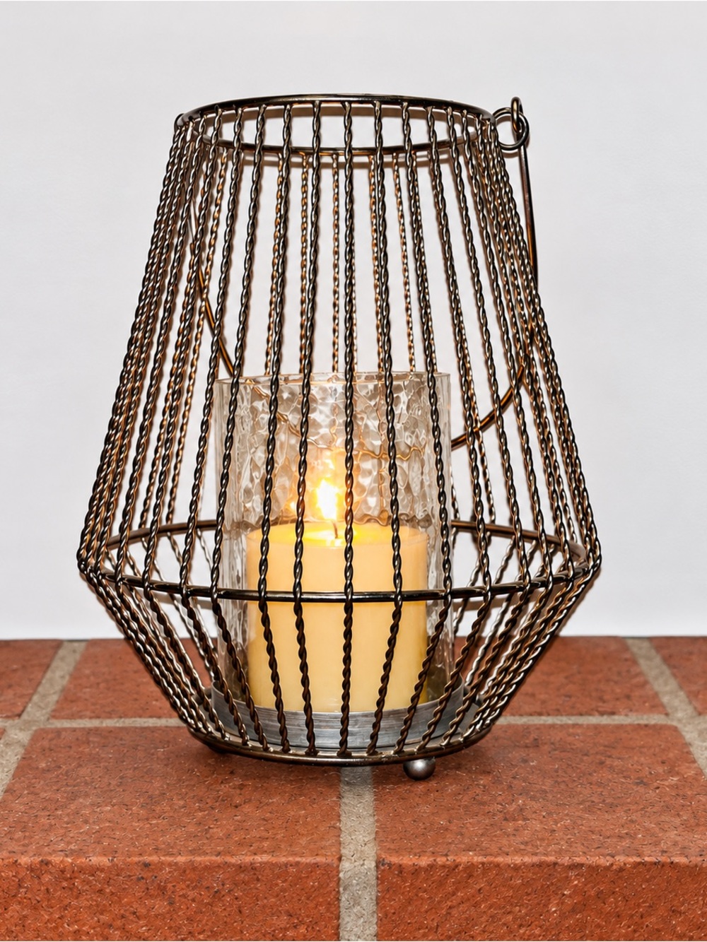Metal Wire Lantern Candle Holder in Gold
